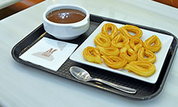 Chocolate con churros y porras en Madrid.